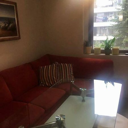Apartament Peyo Yavorov Hotel Бургас Екстериор снимка