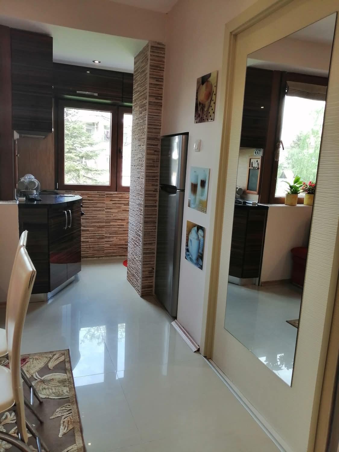 Apartament Peyo Yavorov Hotel Бургас Екстериор снимка