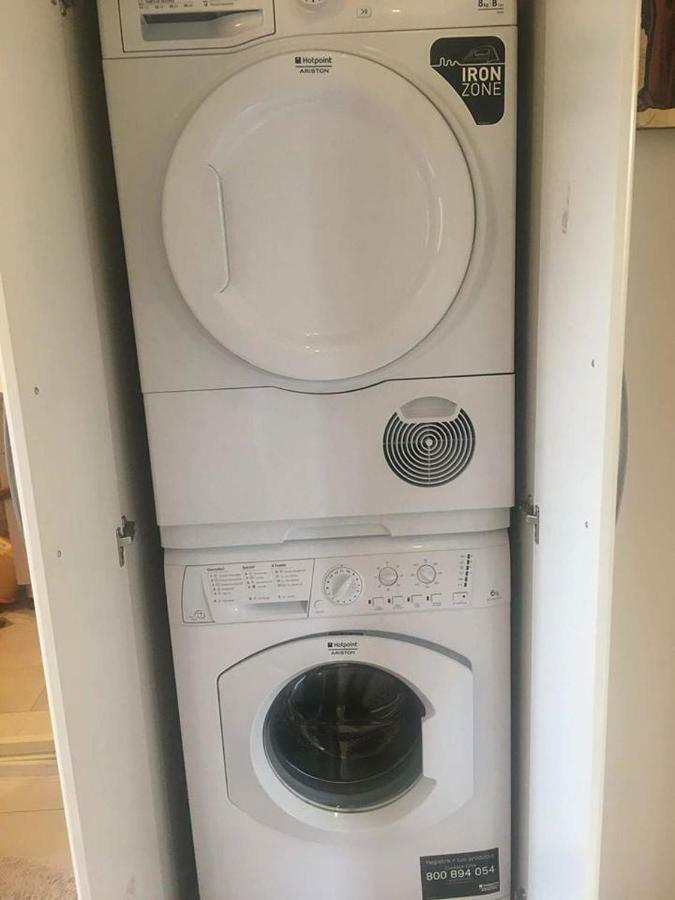 Apartament Peyo Yavorov Hotel Бургас Екстериор снимка